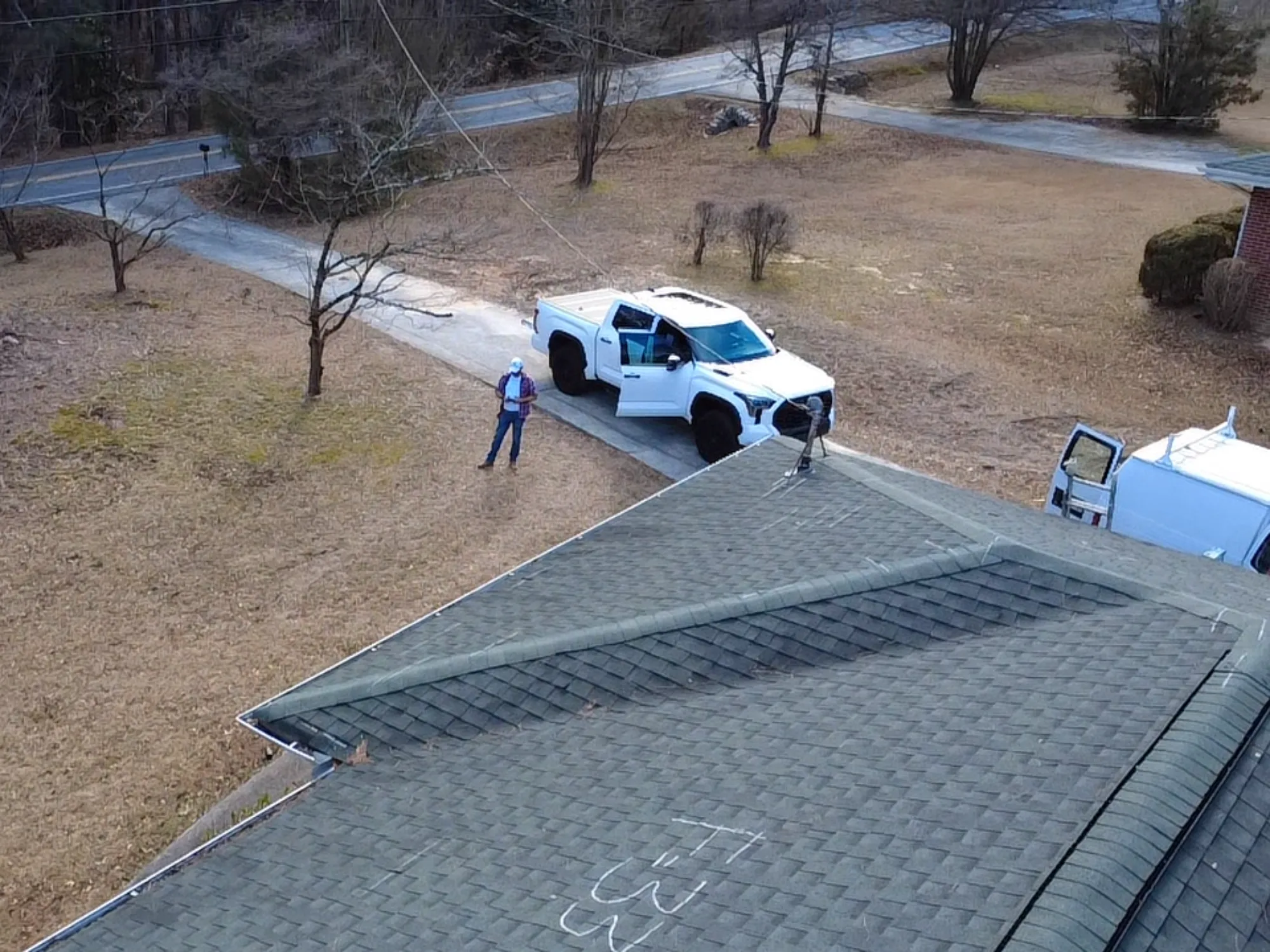 Roof inspection service